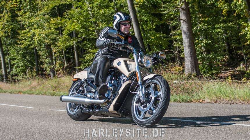 Harley-Davidson & Michelin Scorcher Test Ride Michelin Scorcher Muscle