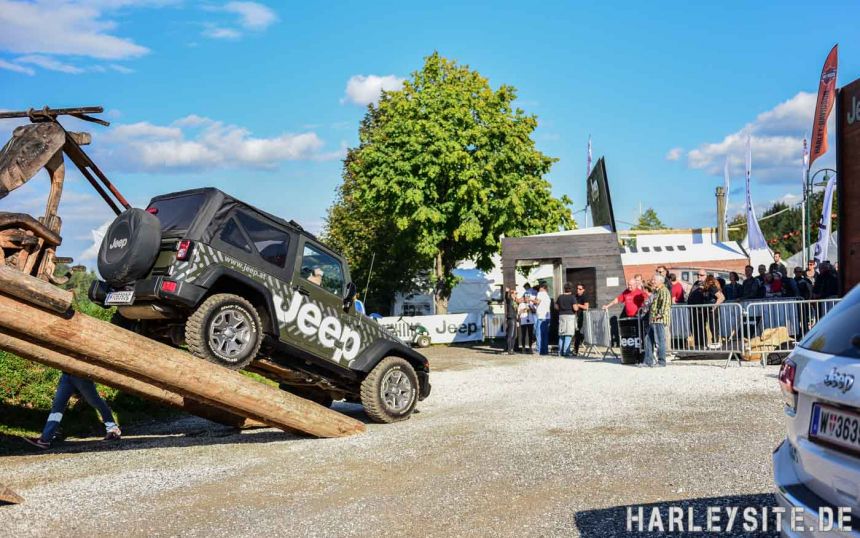 Jeep meets Harley und beide sind auf Innovativen wegen unterwegs! Jeep Offroad Parcour auf der European Bike Week am Faaker See
