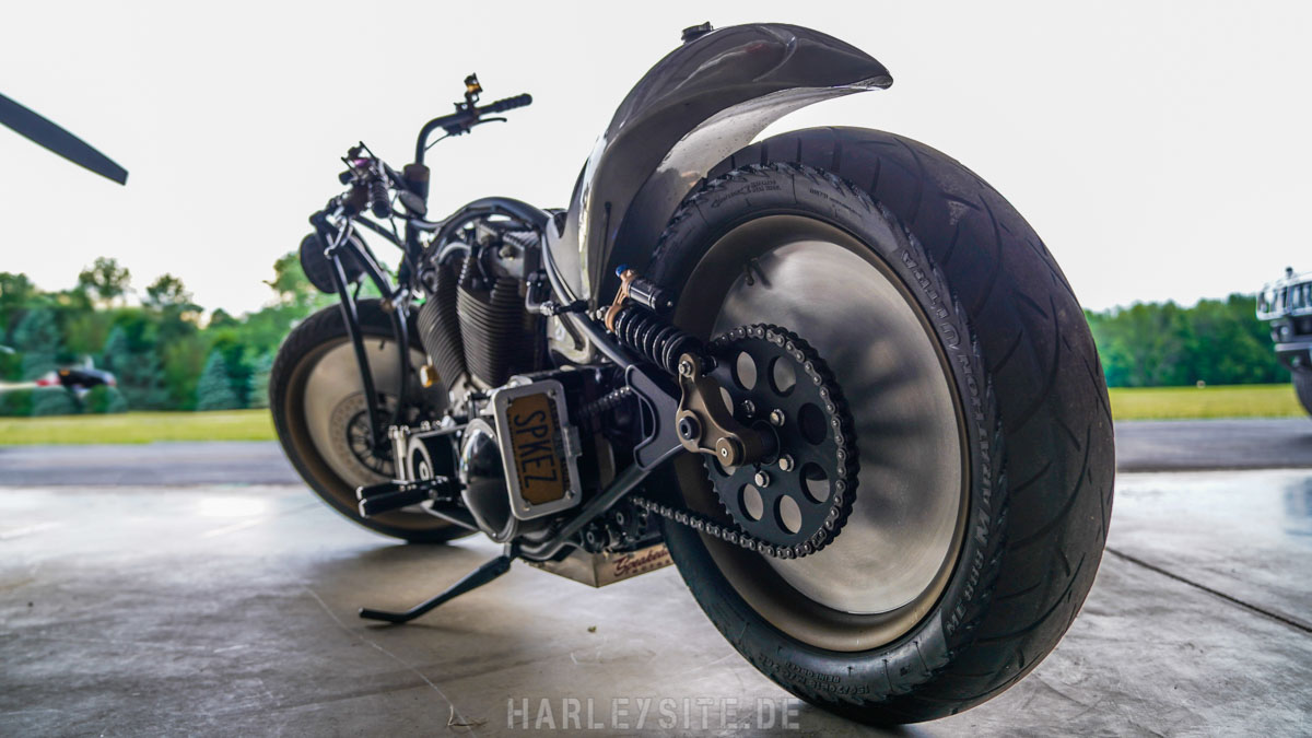 Was macht ein amerikanischer Customizer auf einem Sonntag?