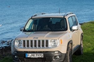 Jeep meets Harley und beide sind auf Innovativen wegen unterwegs! Jeep Renegade an der Ostsee