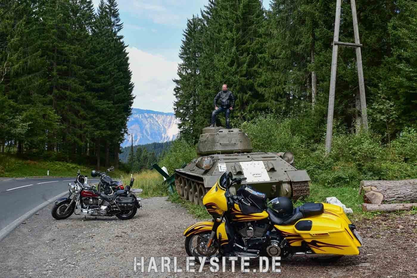 Der Panzer am Wurzenpass