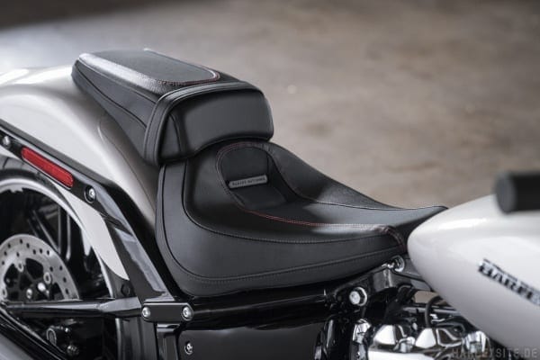 HARLEY-DAVIDSON ENTHÜLLT DIE NEUEN SOFTAIL MODELLE FÜR 2018