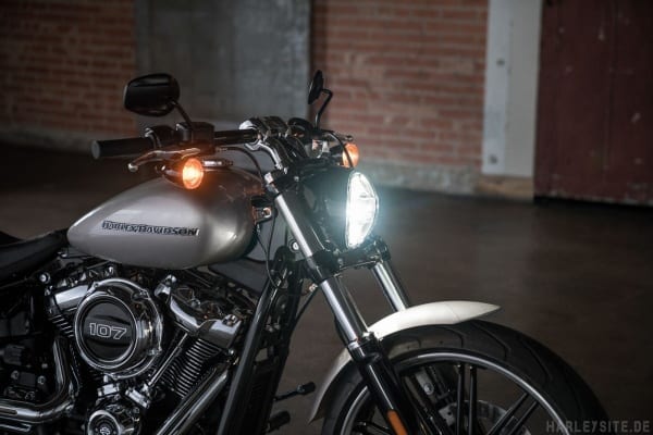 HARLEY-DAVIDSON ENTHÜLLT DIE NEUEN SOFTAIL MODELLE FÜR 2018