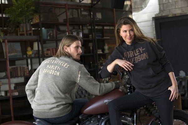 Schöner feiern mit Harley-Davidson Winterfashion unterm Baum