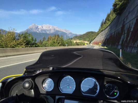 Review: Mit der Harley-Davidson Street Glide CVO von Kiel nach Faak