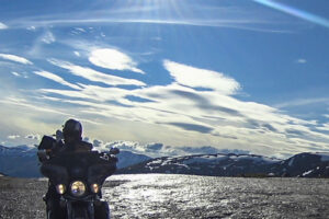#4 Nordkap Harley Tour - Von Bergen nach Leardal in Norwegen Der Aurlandsfjellet Schneeweg