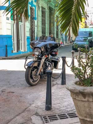 Teil 1 - Mit Ernesto Guevara auf der Harley-Davidson Kuba entdecken