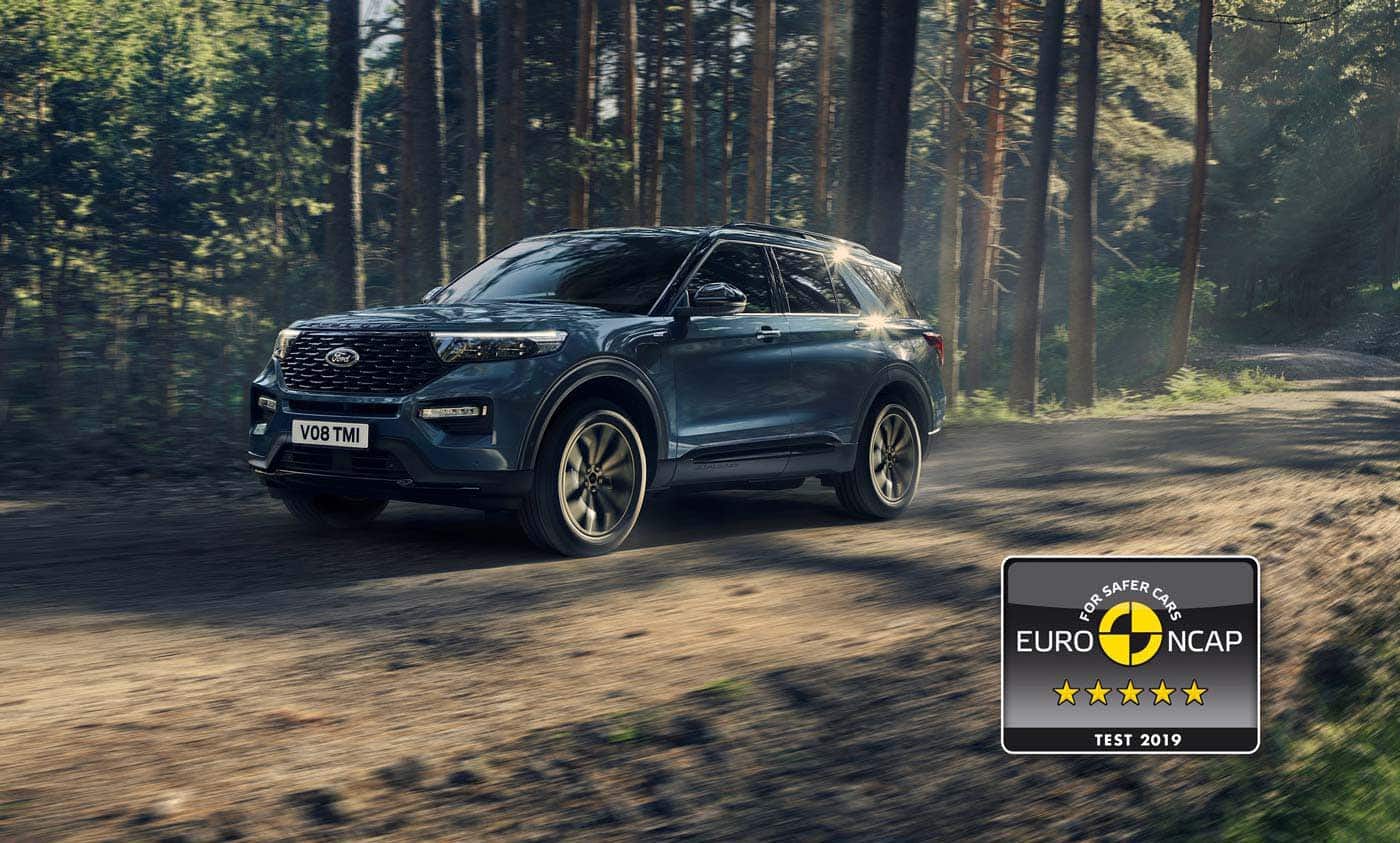 2019 Ford Explorer Hybrid im Gelände unterwegs