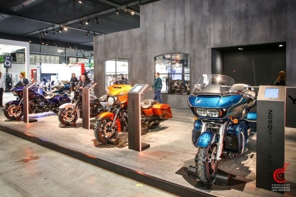 Die großen Harley-Davidson Tourer auf der EICMA Motorradmesse in Mailand