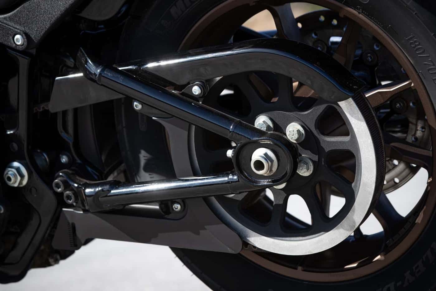 Der Zahnriemen am Heck feiert bei Harley-Davidson Geburtstag Der Zahnriemen am Heck feiert bei Harley-Davidson Geburtstag