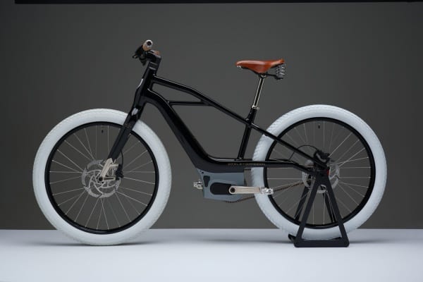 Seitenansicht Serial 1 - Harley-Davidson 2021