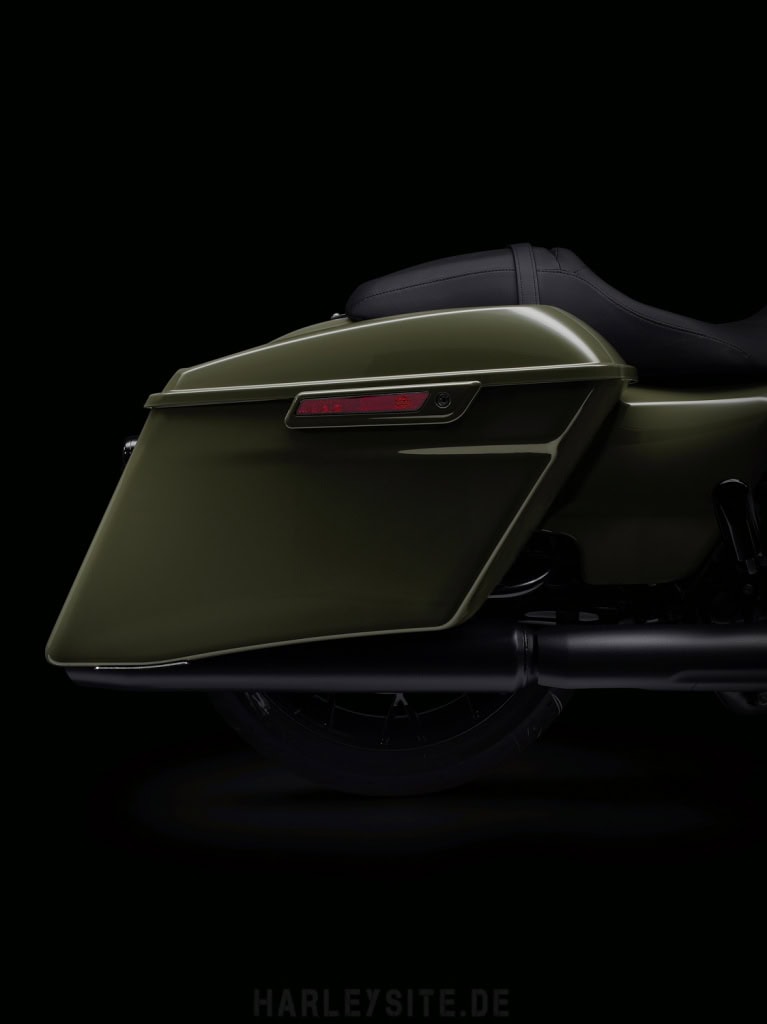 Die Harley-Davidson Special Touring Modelle 2021 Abschließbare Seitenkoffer Road King Special 2021