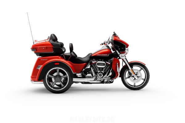 CVO Tri Glide 2021