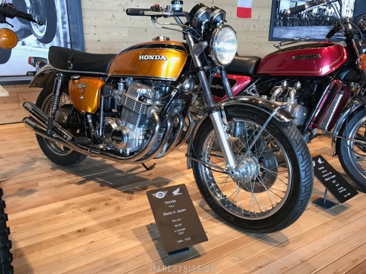Top Mountain Crosspoint Motorradmuseum ist abgebrannt