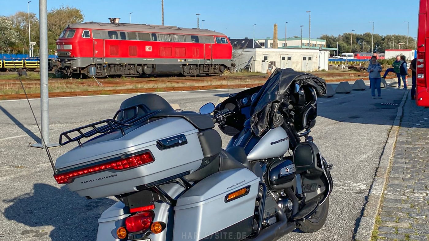 bei der Verladung vom Autozug auf der Insel Sylt