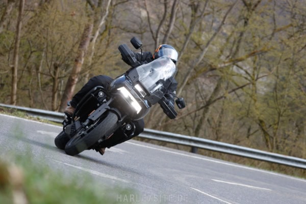 Das Kurvenlicht ist aktiv