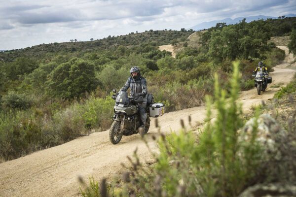 MIT DER PAN AMERICA DURCH DIE PYRENÄEN