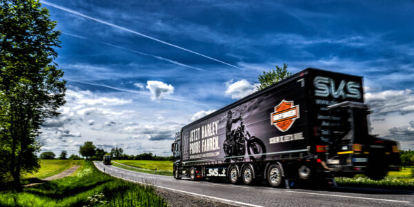 Aktueller Harley-Davidson Roadshow-Truck von SKS