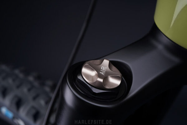 SERIAL 1, POWERED BY HARLEY-DAVIDSON, PRÄSENTIERT DAS SWITCH/MTN