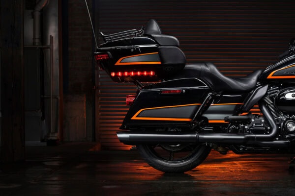Harley-Davidson enthüllt neuen Apex Factory Custom Paint