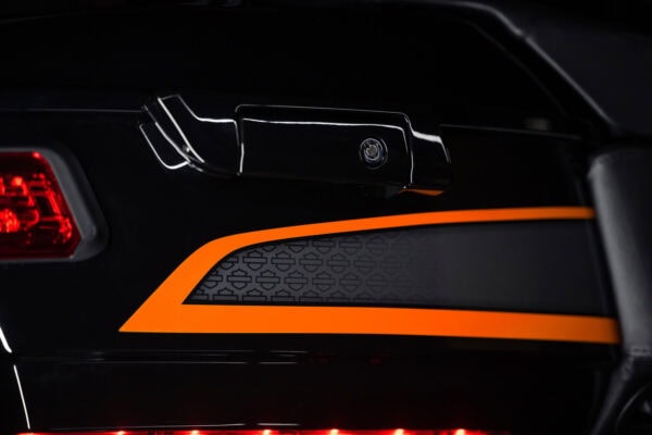 Harley-Davidson enthüllt neuen Apex Factory Custom Paint