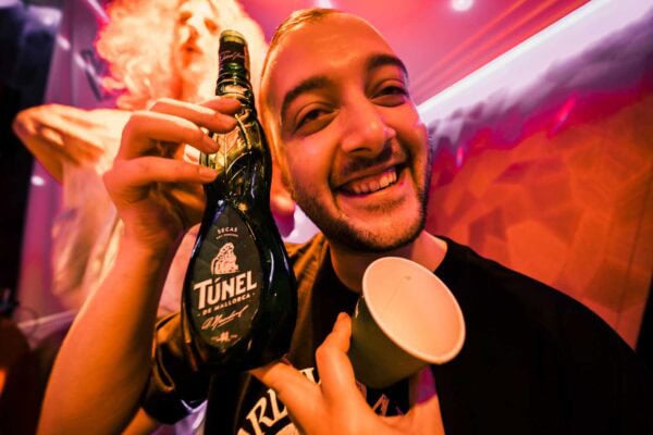 ... Eskalation bis in die frühen Morgenstunden