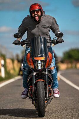 Angelo Pagano auf Clubwire, Elektro-Bike mit elektrisierendem Piloten