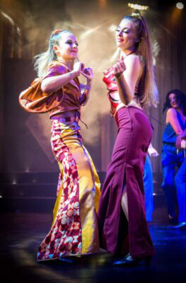 Disco-Revue und Laser-Show am letzten Abend