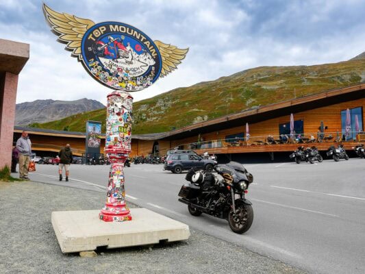 Harley-Davidson Street Glide ST und Road Glide ST 117 mit Screaming Eagle Performance