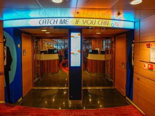 Zugang zum Lunch Bereich auf der Colorline Superspeed Fähre