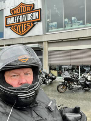 Noch schnell ein T-Shirt und Kaffee beim Harley-Davidson Dealer in Tronheim kaufen und weiter geht es in Richtung Lofoten.