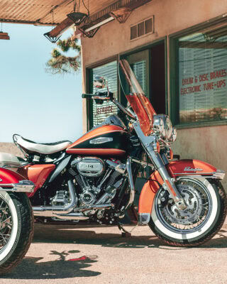 Electra Glide Highway King Harley-Davidson Icon Collection FLHFB