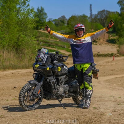 On Tour with Ralle - Picking up a Pan America Harley-Davidson