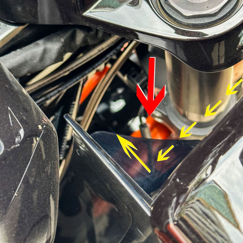 Der Luftkanal, leitet die Strömung nach oben ab.