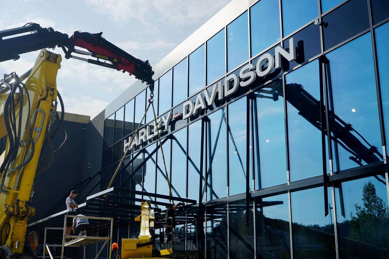 GRAND OPENING: ARNI HARLEY-DAVIDSON ERÖFFNET NEUEN STANDORT IN BERN