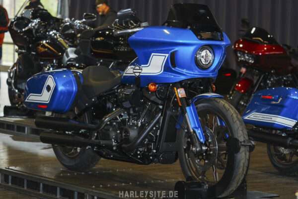 Low Rider ST 117 Fast Johnnie