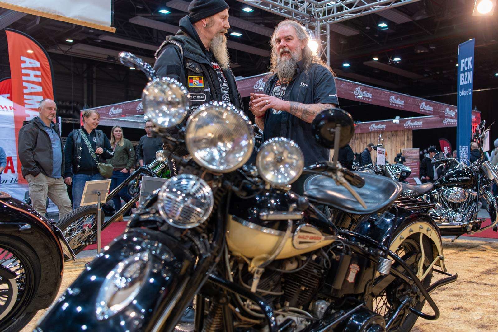 Fachsimpeln und sich inspirieren lassen - umgeben von chromglänzenden Neuheiten und Schmuckstücken: Die MOTORRAD SHOW lädt an diesem Wochenende wieder nach Oldenburg ein. Copyright: Weser-Ems-Hallen (Foto: Sascha Stüber)