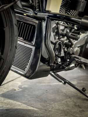 Das Gehäuse vom CVO ST Kühler ist eus einem besonders leichtem Kompisit Material hergestellt worden.