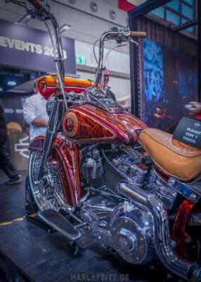Eine Harley-Davidson im Chicano Style, auf der Motorräder Dortmund