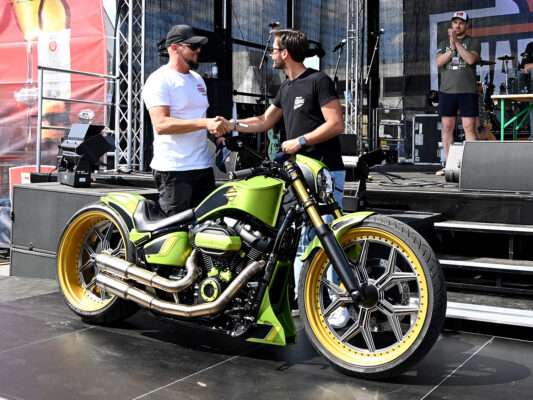 Best Softail – Thorsten Förster – 1 Satz Metzeler Reifen
