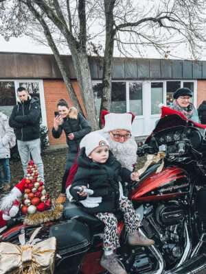 Rückblick: Harley-Fahrer sammeln Spenden für Kinderlachen