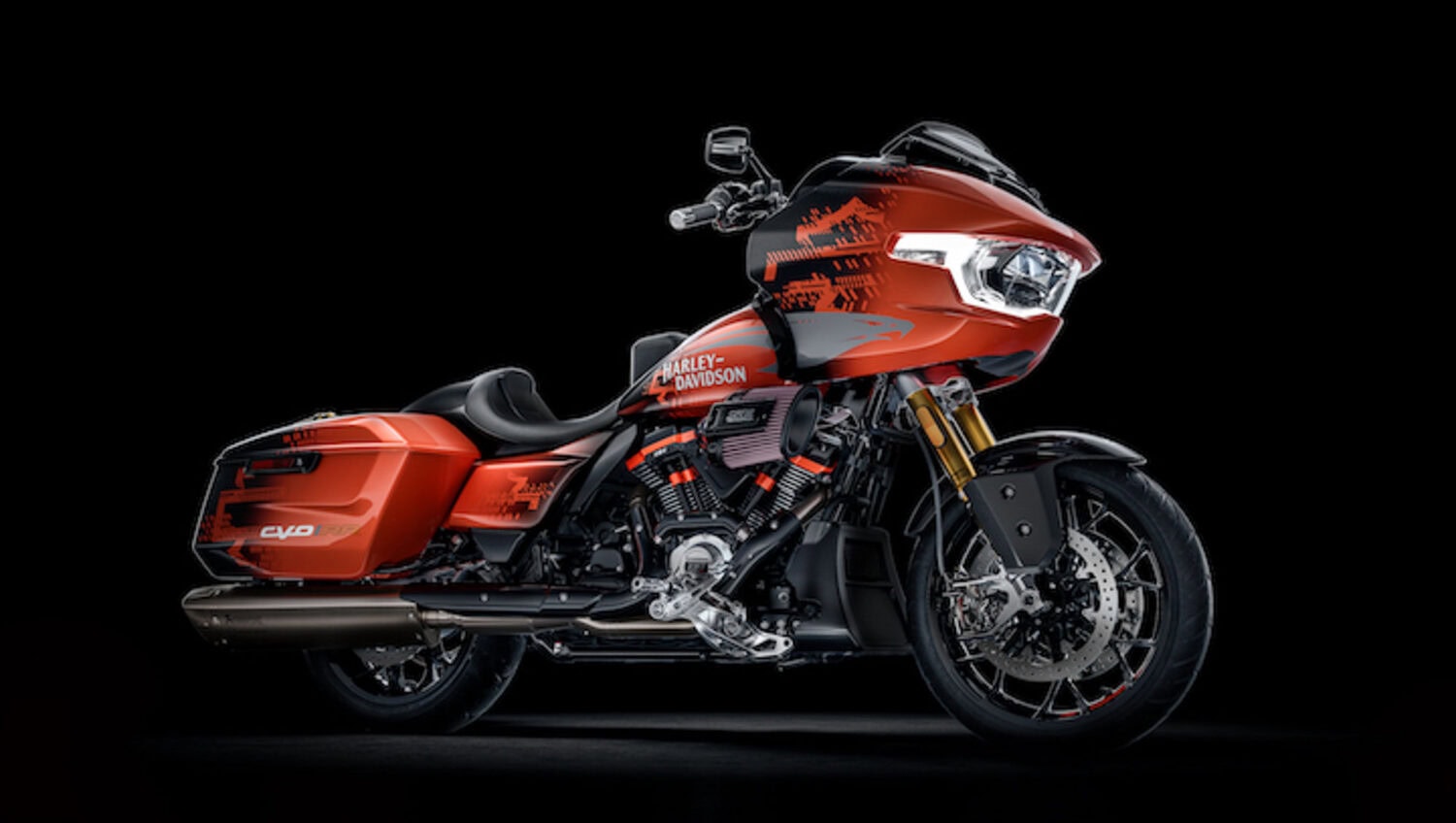 CVO Road Glide RR 131