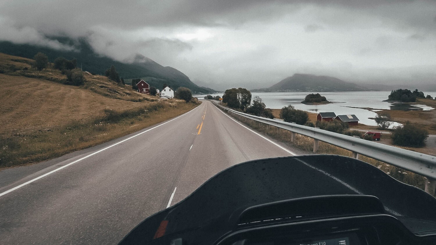 Harley unterwegs – Zelt oder Hotel? Harley unterwegs – Zelt oder Hotel?