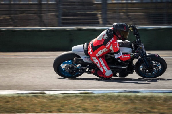 HARLEY-DAVIDSON STARTETE IN HOCKENHEIM