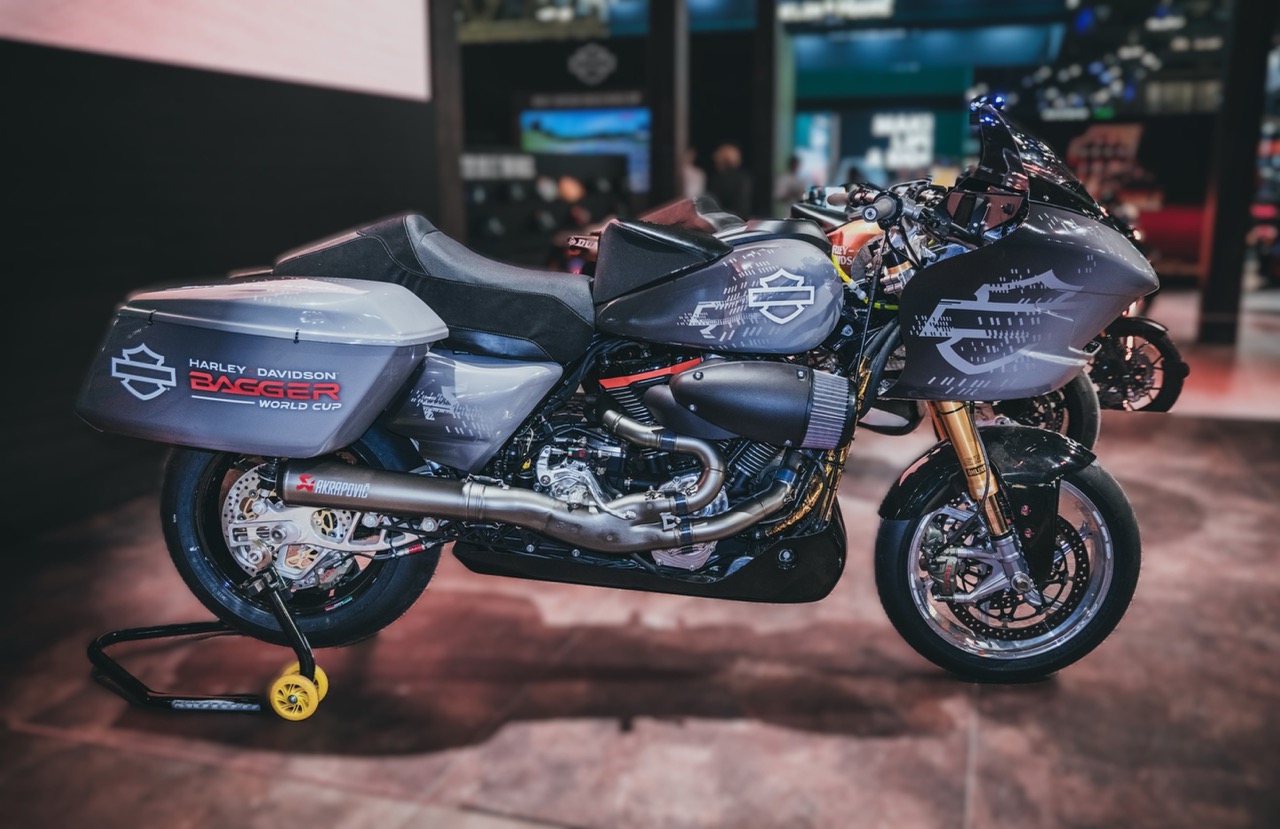 Harley-Davidson Bagger World Cup Rennmaschine auf der EICMA 2025