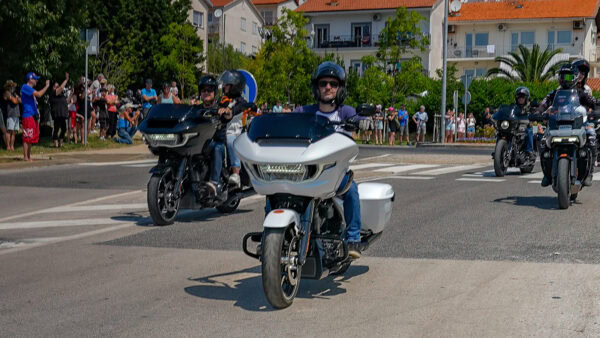 Harley-Davidson Road Glide 117 - White Onyx Pearl